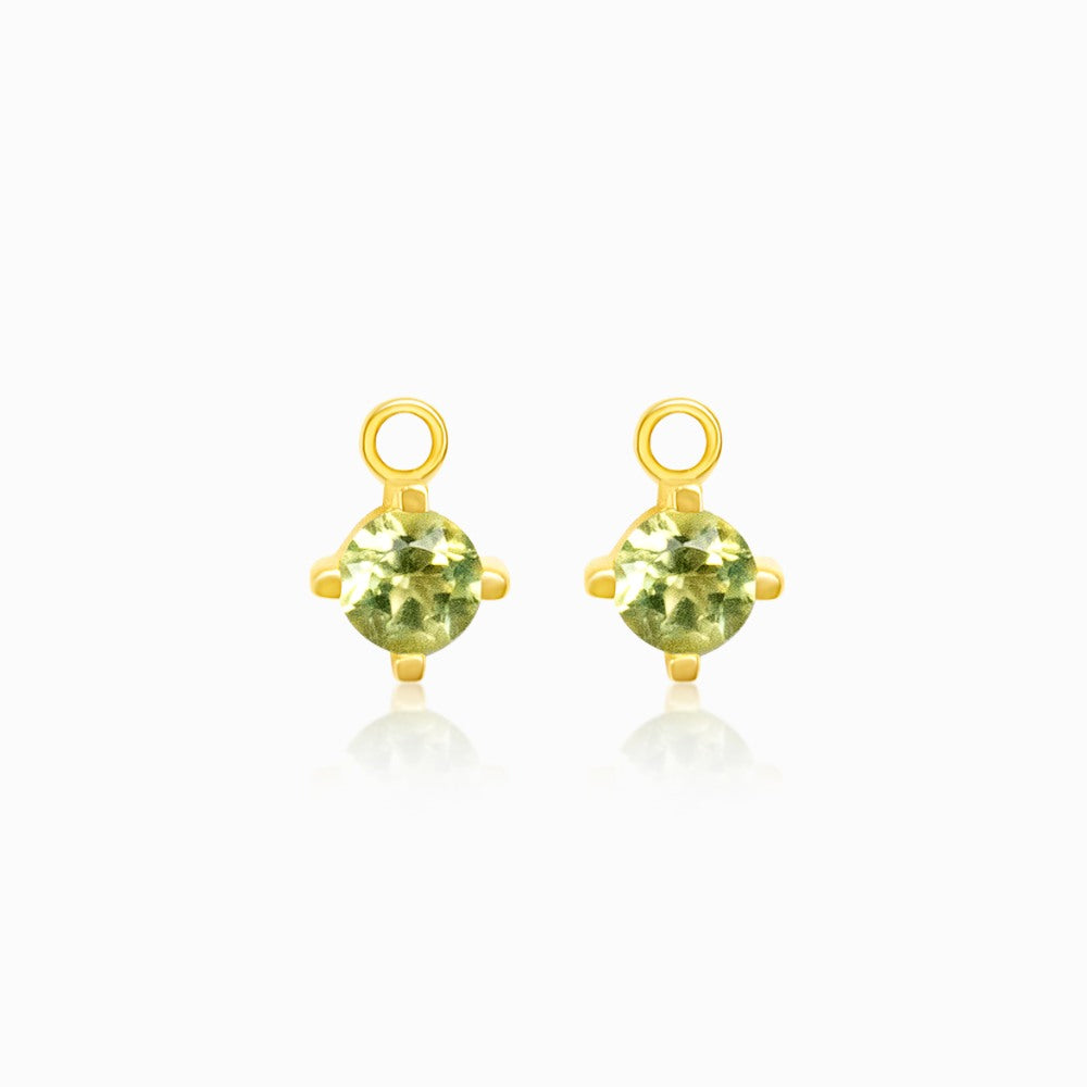 Stilrena berlocker i guld med äkta kristaller av peridot, för örhängen och hoops från Cielo Crystals, för en personlig look.